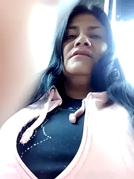 Snapshot of salomexlove_20 chatting on 29, 1, 2025 salomexlove 20 online show from 29, 1, 2025