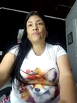 Snapshot of salomexlove_20 chatting on 4, 2, 2025 salomexlove 20 online show from 4, 2, 2025