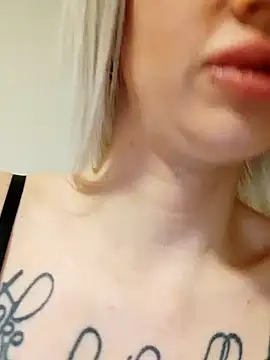 Fuck-Gina online show from 2, 1, 2025