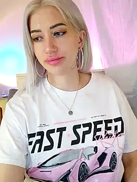 Snapshot of Fuck-Gina chatting on 10, 5, 2026 Fuck-Gina online show from 10, 5, 2026