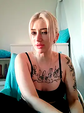 Snapshot of Fuck-Gina chatting on 1, 6, 2026 Fuck-Gina online show from 1, 6, 2026