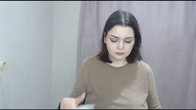 ohhhMie online show from 14, 12, 2025