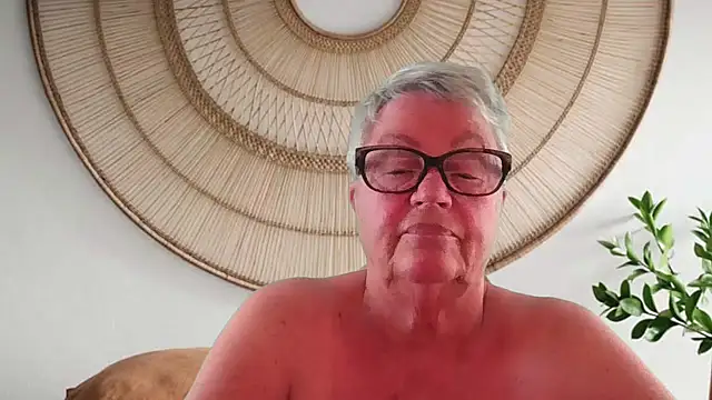Snapshot of GrannyChrissy68 chatting on 27, 4, 2026 GrannyChrissy68 online show from 27, 4, 2026