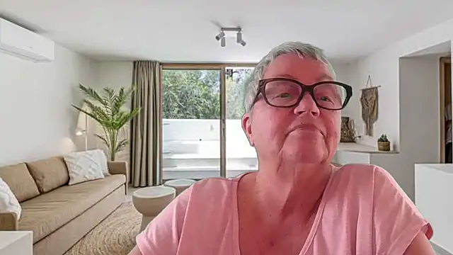 Snapshot of GrannyChrissy68 chatting on 12, 5, 2026 GrannyChrissy68 online show from 12, 5, 2026