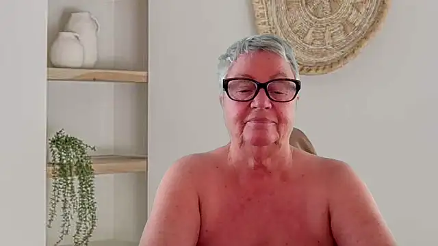 Snapshot of GrannyChrissy68 chatting on 29, 5, 2026 GrannyChrissy68 online show from 29, 5, 2026