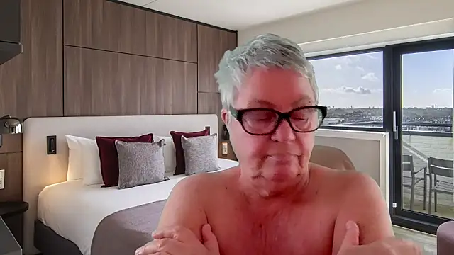 Snapshot of GrannyChrissy68 chatting on 1, 6, 2026 GrannyChrissy68 online show from 1, 6, 2026