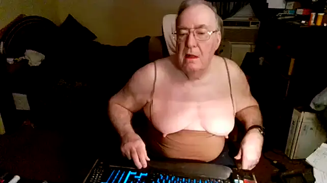 Toastir online show from 23, 12, 2024