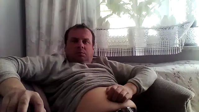 Snapshot of grzes19763 chatting on 30, 4, 2026 grzes19763 online show from 30, 4, 2026