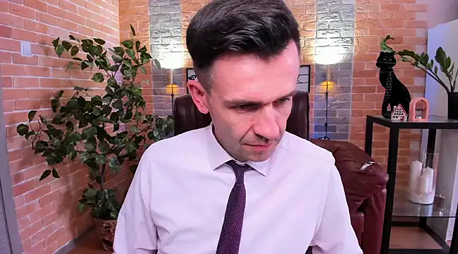 Snapshot of SteveTiger chatting on 6, 2, 2025 SteveTiger online show from 6, 2, 2025