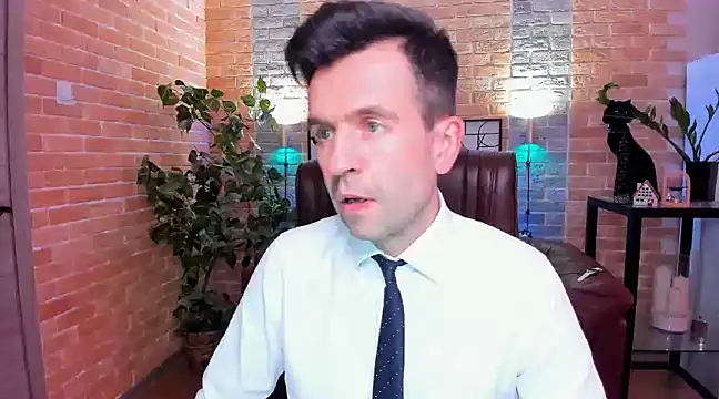 Snapshot of SteveTiger chatting on 21, 2, 2025 SteveTiger online show from 21, 2, 2025