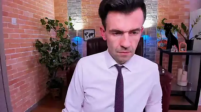 Snapshot of SteveTiger chatting on 24, 2, 2025 SteveTiger online show from 24, 2, 2025