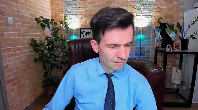 Snapshot of SteveTiger chatting on 2, 3, 2025 SteveTiger online show from 2, 3, 2025