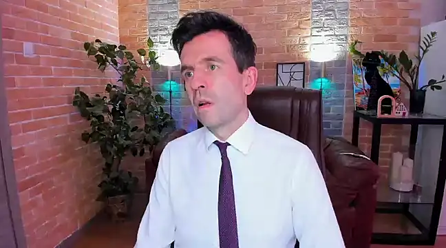 Snapshot of SteveTiger chatting on 12, 3, 2025 SteveTiger online show from 12, 3, 2025