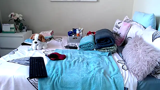 Snapshot of FitSelina66 chatting on 17, 7, 2026 FitSelina66 online show from 17, 7, 2026