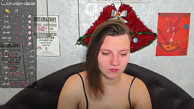 Snapshot of MelindaTin chatting on 19, 12, 2024 MelindaTin online show from 19, 12, 2024