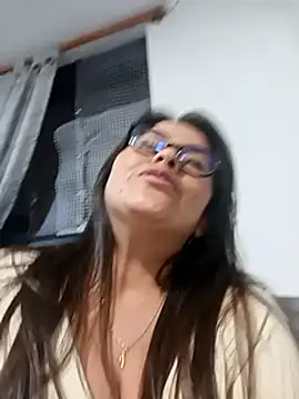 Snapshot of Ixchel_Anaid chatting on 9, 2, 2025 Ixchel Anaid online show from 9, 2, 2025