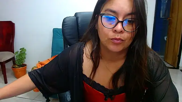 Snapshot of Ixchel_Anaid chatting on 15, 2, 2025 Ixchel Anaid online show from 15, 2, 2025