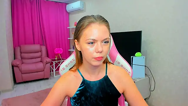 Strawberrye online show from 24, 5, 2026
