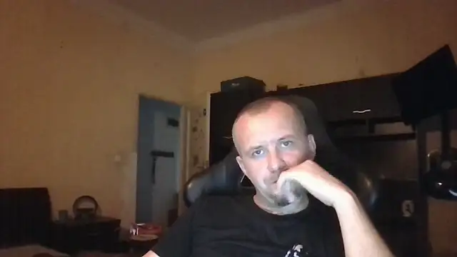 Snapshot of MrWhitePL chatting on 31, 7, 2026 MrWhitePL online show from 31, 7, 2026