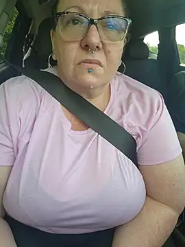 Miss Phat Booty online show from 1, 7, 2026