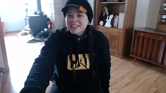 MarcyJones online show from 31, 1, 2025