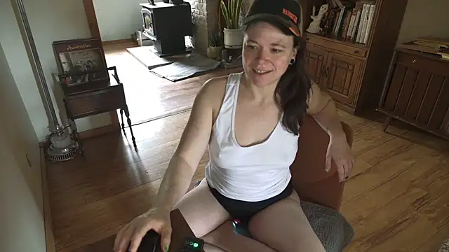 MarcyJones online show from 31, 3, 2026