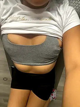 Aestheticsgirl online show from 21, 11, 2025