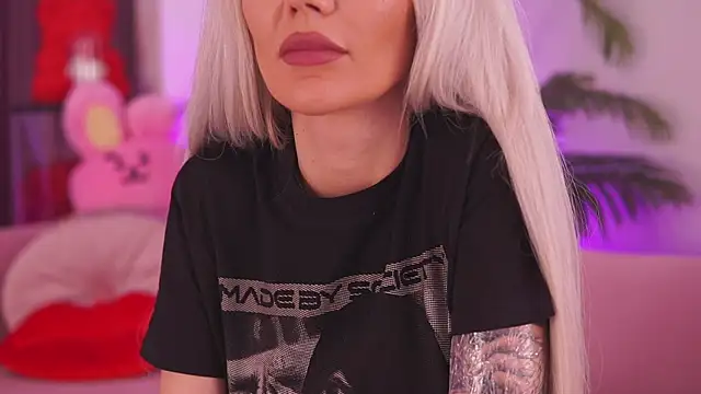 fallingangel online show from 18, 1, 2025