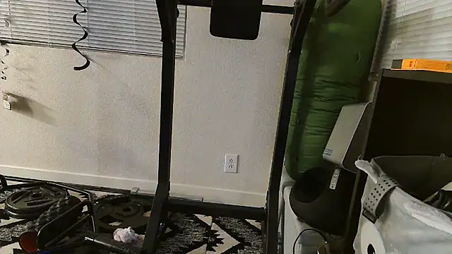 Dick and muscles online show from 5, 3, 2025