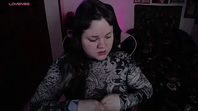 Snapshot of Bdsm_and_fries chatting on 17, 10, 2025 Bdsm and fries online show from 17, 10, 2025