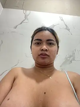 Bombshell Ashy online show from 2, 3, 2025