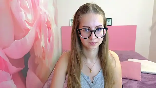 Snapshot of AliceAdams chatting on 30, 1, 2025 AliceAdams online show from 30, 1, 2025