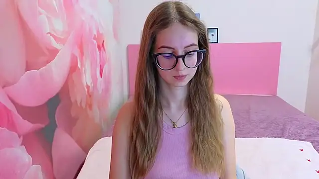 AliceAdams online show from 5, 2, 2026