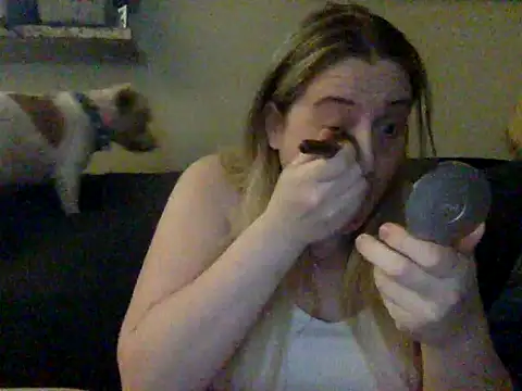 Snapshot of Hleigh327 chatting on 14, 3, 2025 Hleigh327 online show from 14, 3, 2025