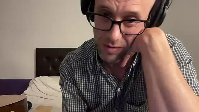 Snapshot of CamCrestXXX chatting on 20, 1, 2025 CamCrestXXX online show from 20, 1, 2025