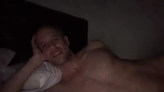 Snapshot of CamCrestXXX chatting on 8, 3, 2025 CamCrestXXX online show from 8, 3, 2025