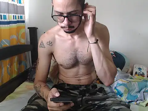 alisterxxx online show from 24, 10, 2025