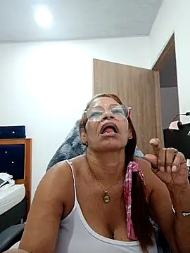 BustyMilf  online show from 2, 10, 2025