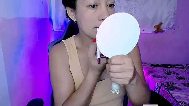 ninatiny online show from 29, 10, 2025