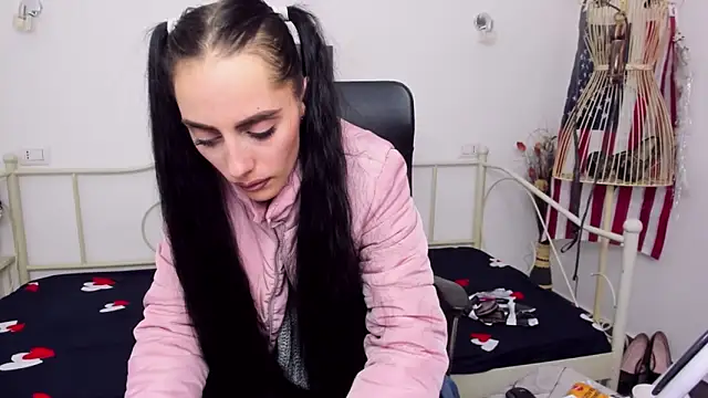Snapshot of jessystarr chatting on 18, 2, 2025 jessystarr online show from 18, 2, 2025