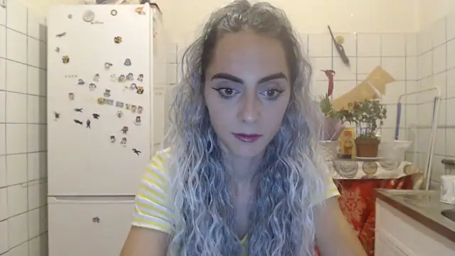Snapshot of jessystarr chatting on 9, 9, 2025 jessystarr online show from 9, 9, 2025