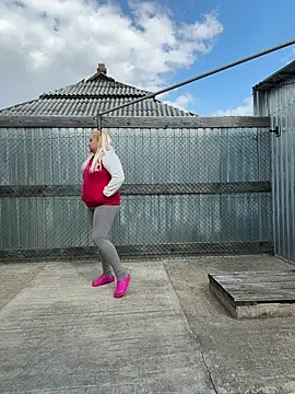 SabinaSweety online show from 11, 4, 2026