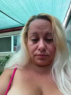 Snapshot of SabinaSweety chatting on 18, 7, 2026 SabinaSweety online show from 18, 7, 2026