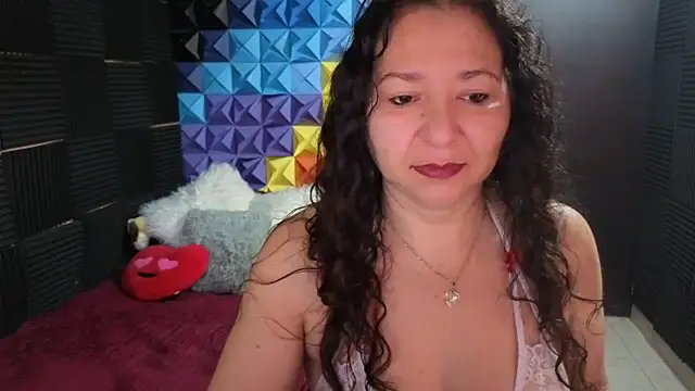 Snapshot of katifoxx chatting on 16, 12, 2025 katifoxx online show from 16, 12, 2025