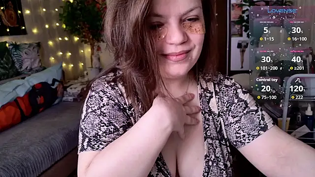 Snapshot of cutewhip chatting on 25, 4, 2026 cutewhip online show from 25, 4, 2026