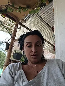 zullyxhot online show from 11, 6, 2026