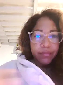 mila38 online show from 13, 12, 2025