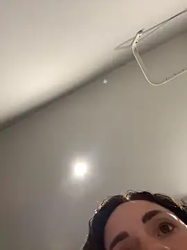 Clara-xoxo online show from 18, 11, 2025