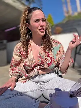 Clara-xoxo online show from 24, 3, 2026