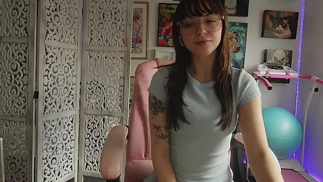 makiyahbelle online show from 11, 6, 2026